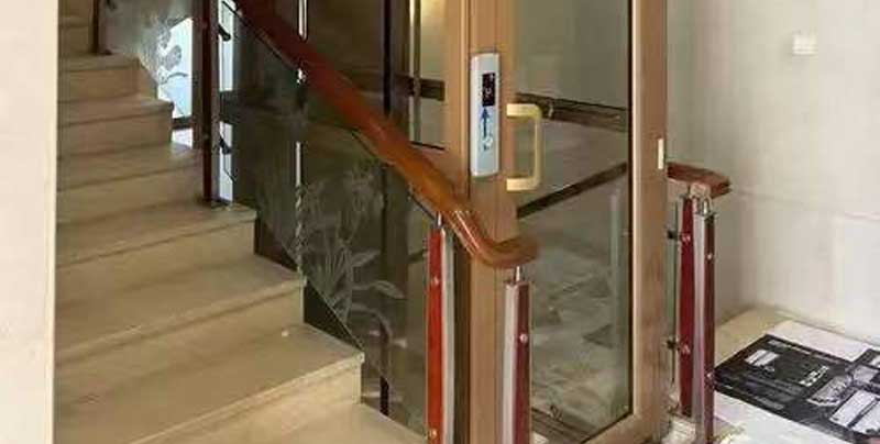 家用电梯